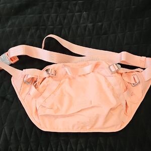 Athleta Excursion Belt Bag NWOT